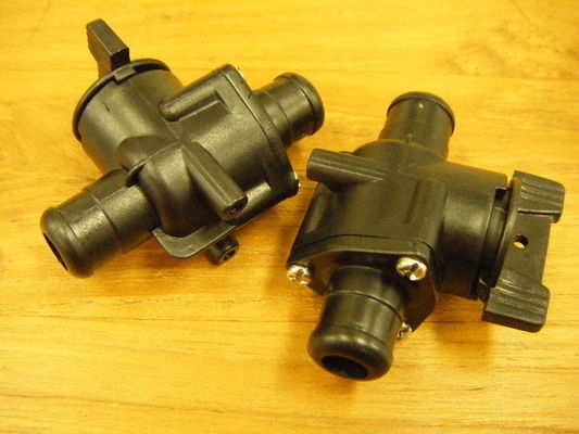 LA CHINE H153682 H153682-00 Vanne d'écoulement pour la machine Noritsu Koki Minilab fournisseur