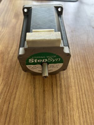 Moteur pas à pas Denki 103H7823-0415 DC 2A - Pièce de rechange pour minilab Noritsu I123186 d'occasion fournisseur