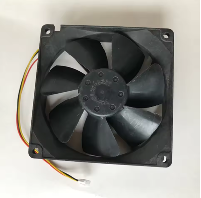 Ventilateur électrique de refroidissement 119S0044 119C1060562 119C1060563 119C1060564 119C1060565, section du cadre de la carrosserie de l'imprimante Pièces de rechange pour le Fuji Frontier 500 550 570 Digital Photo Minilab fournisseur