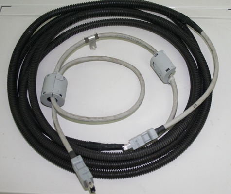 Câble 1394 pour la frontière 350 de Fuji numéro de la pièce de 355 370 375 550 570 Minilab 136C894036/136C894036D/136C1059859 fournisseur